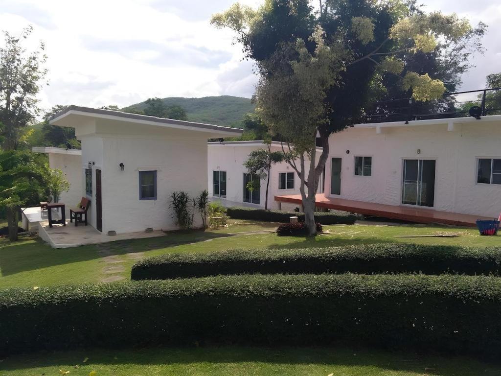 White Rock Resort Pak Chong Εξωτερικό φωτογραφία