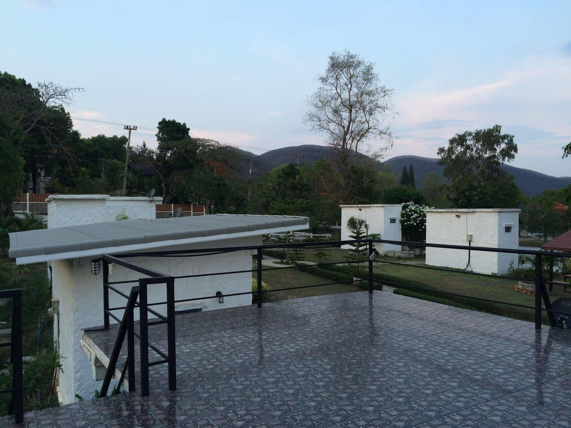 White Rock Resort Pak Chong Εξωτερικό φωτογραφία